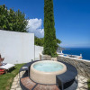 Отель Casa Elena - In the Center of Praiano Parking Panoramic Hot tub, фото 13