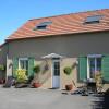 Отель Les cottages de Magny в Маньи-лез-Амо