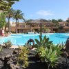 Отель Apartment Apple in Corralejo Heart with Swimming Pool & Wifi- Only 300m to the Beach by Holidays Hom, фото 4