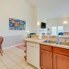 Отель Ocean Shores Condo w/ Private Tub < 1 Mi to Beach!, фото 14