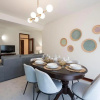 Отель LovelyStay - Newly Decorated 2BR Flat with Free Parking, фото 11