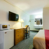 Отель Econo Lodge, фото 4