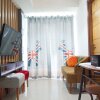 Отель Comfort 2Br At 28Th Floor Vida View Makassar Apartment, фото 16
