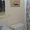 Отель Renovated one bedroom 2 min to the beach, фото 7