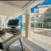 Отель Unique Modern Apartment With Direct Beach Access, фото 7