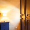 Отель White 1 Bd Old Town Apartment by Hostlovers, фото 5