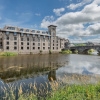 Отель Riverside Hotel, фото 1