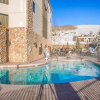 Отель Grand Lodge 1-Bedroom Condo with 3 Queens & Close to Everything 1 Condo - No Cleaning Fee! by RedAwn, фото 14