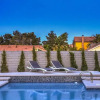 Отель Nuevo Vegas Pool Experience Wet Deck Hot Tub Bar BBQ, фото 1