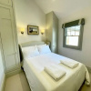 Отель The Emerald - Central Henley 2 Bedroom House, фото 7