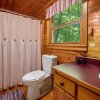 Отель Hilltop Hideaway - Endearing Mountain Cabin With Hot tub Foosball pet Friendly, фото 6