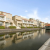 Отель Spacious Luxury Apartment With Beautiful Views Of The Marina, фото 8