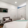 Отель Illume Luxury Green Community 2 Poolside Units 2 Bedroom Condo, фото 7