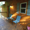 Отель Creekside On The Bluff 2 Bedroom Cabin by RedAwning, фото 2