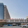 Отель Vienna 3 Best Wuxi Huiju Center, фото 1