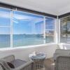 Отель Sunrise Waters', 2/63 Soldiers Point Road - Stunning Waterfront Property, фото 7