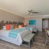 Отель Sea Breeze Beach House by Ocean Hotels - All Inclusive, фото 31