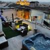 Отель Fortress Jacuzzi Suites, фото 25