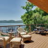 Отель Stunning CA Getaway on the Shores of Clear Lake!, фото 19