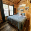 Отель Delightful Cottage-resort Amenities-1 Mi to Fred!, фото 17