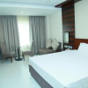 Отель Vavas Inn & Suites, фото 17