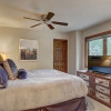 Отель Luxury Arrowhead - Walk To Lifts! Private Entrance 4 Bedroom Home, фото 3