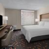 Отель Holiday Inn Hasbrouck Heights-Meadowlands, an IHG Hotel, фото 5