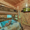 Отель Holly Berry 4 Bedroom Home with Hot Tub, фото 8