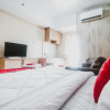 Отель RedLiving Apartemen Green Lake View Ciputat - Pelangi Rooms Tower E, фото 5
