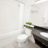 Отель Modern Downtown One-bedroom Suite With Parking, фото 8