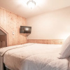 Отель Clear Creek Cabin, фото 6