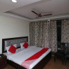 Отель OYO 29660 Hotel Vardhman Classic, фото 15