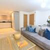 Отель Cabot Mews Apartment 2, фото 10