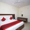 Отель OYO 6495 Hotel Eden Greens, фото 15