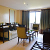 Отель Crosswinds Resort Suites, фото 3