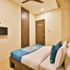 Отель OYO 12369 Western Inn, фото 20