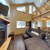 Отель Compass Cabin Holiday home 2 NW Comfy Cabins, фото 9