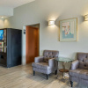 Отель Econo Lodge Lebanon, фото 11