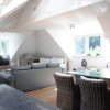 Отель Loft aan Zee Schoorl Penthouse, фото 16