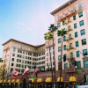 Отель Beverly Wilshire, A Four Seasons Hotel в Беверли-Хиллсе