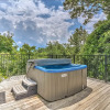 Отель Smoky Mountains 5br 5ba Poolside Chalet, фото 19