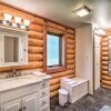 Отель Cabin on Kenai Peninsula: Family & Group Friendly!, фото 18