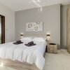 Отель Chic 2BR Penthouse Steps From the Promenade, фото 3