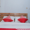 Отель OYO 1380 Velodrome Family House Syariah, фото 17