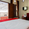 Отель Reddoorz Syariah Near Alun Alun Pacitan 2, фото 7