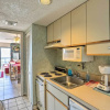 Отель Myrtle Beach Condo w/ Pool Access: Walk to Beach!, фото 5