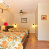 Отель Las Palmas Inn, фото 2