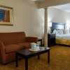 Отель Holiday Inn Express Hotel and Suites Kinston, an IHG Hotel, фото 6