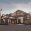 Отель Country Inn & Suites by Radisson Erie, фото 1