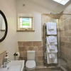 Отель Impeccable 3-bed 17th Century Luxury Cottage, фото 27